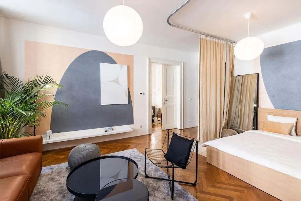 Unique Stylish Apartment - L3 Прага